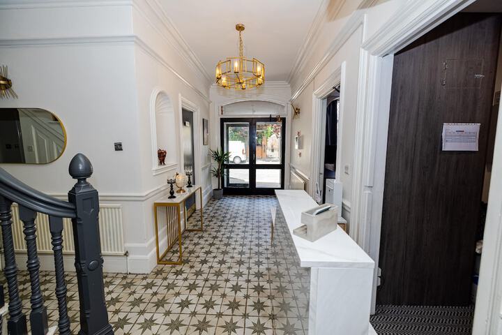 Hotel Interior 2 of 129