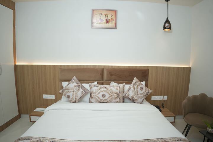 Room 14 of 29