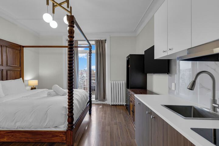 Room 62 of 174