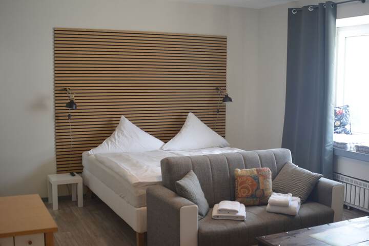 Room 15 of 53