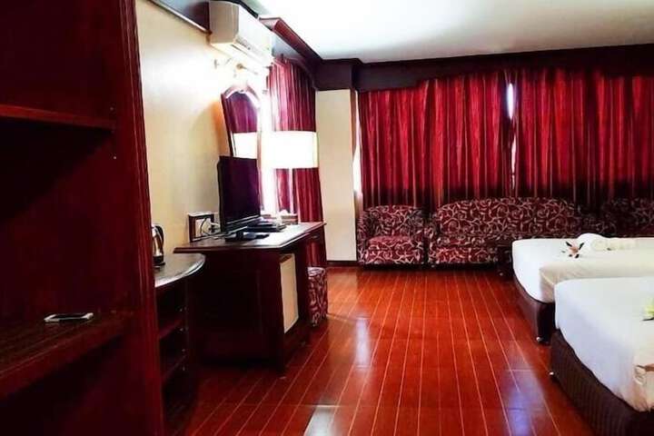 Room 47 of 72