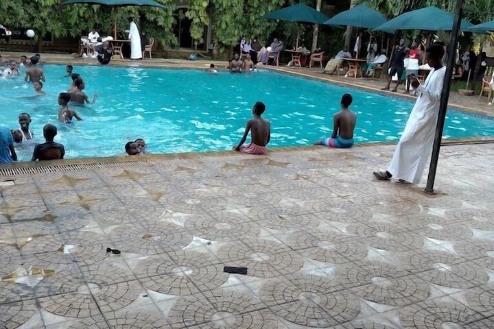 Pool 23 of 53
