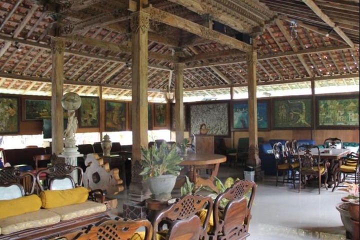 Hotel Interior 3 of 122