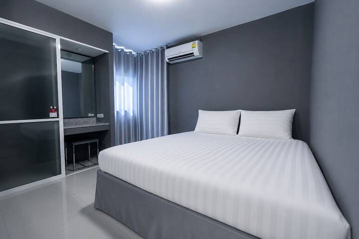 Room 14 of 50