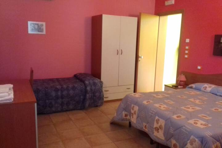 Room 9 of 41