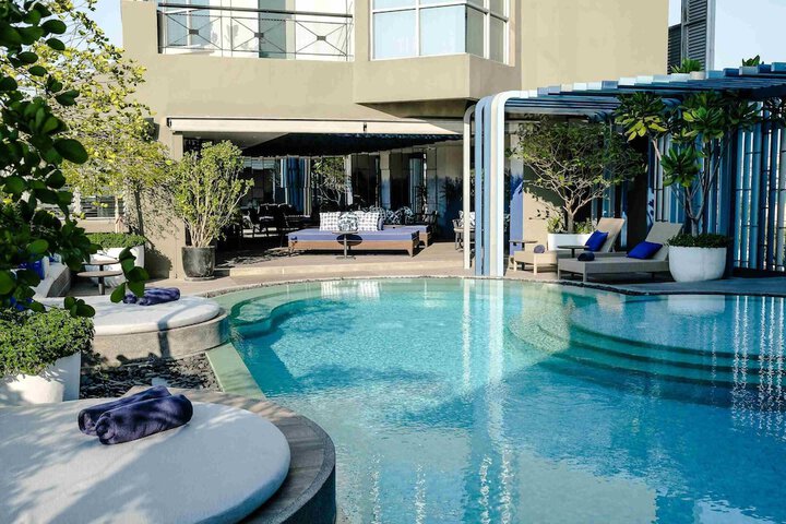 Pool 62 of 98