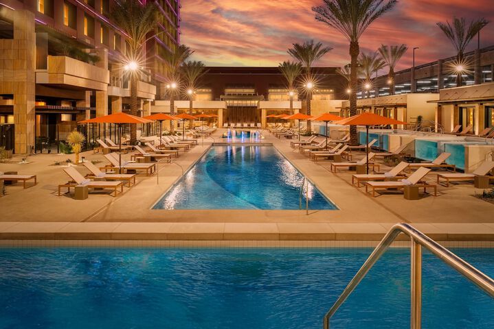 Pools & Facilities
