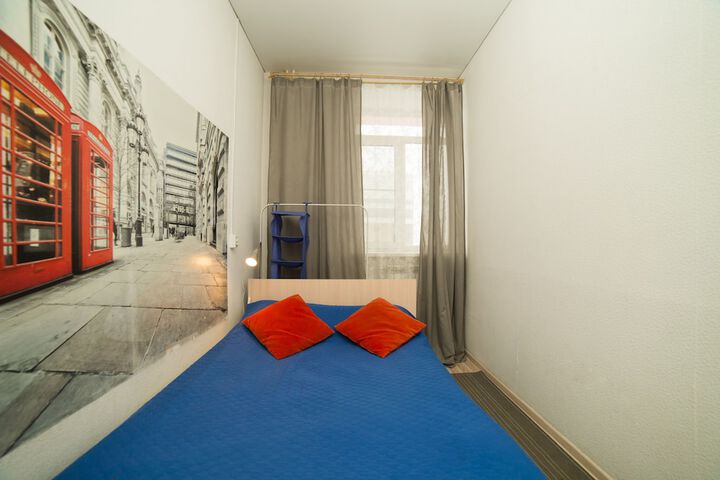 Room 19 of 97