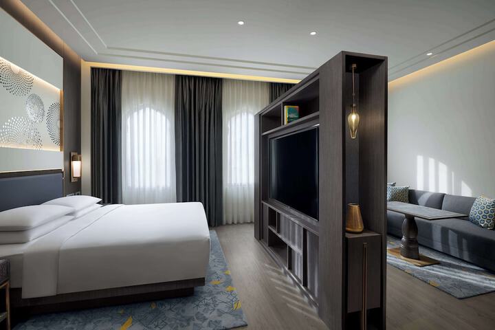 Room 21 of 154