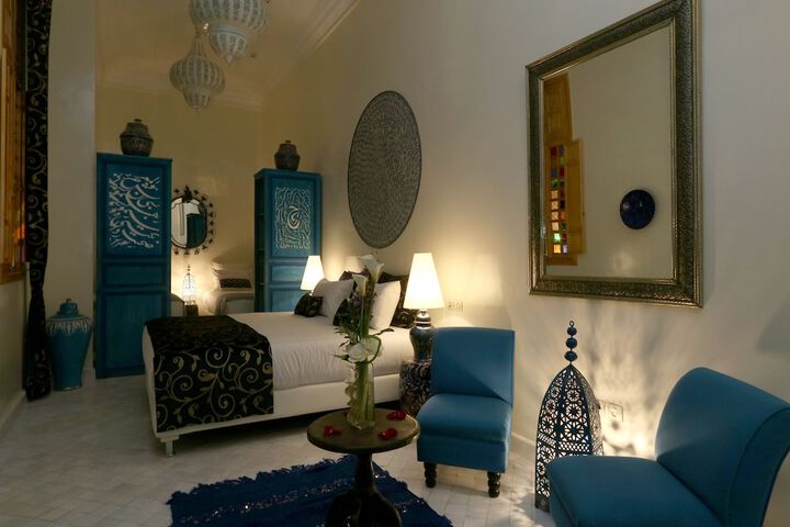 Room 4 of 129