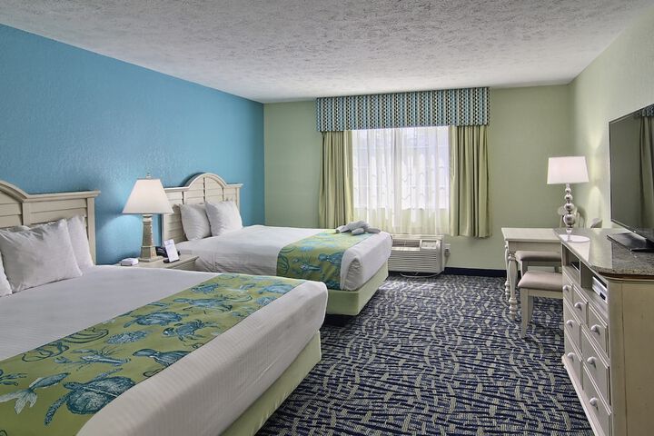 1 King Bed Petite Non Beach View (19 of 33)