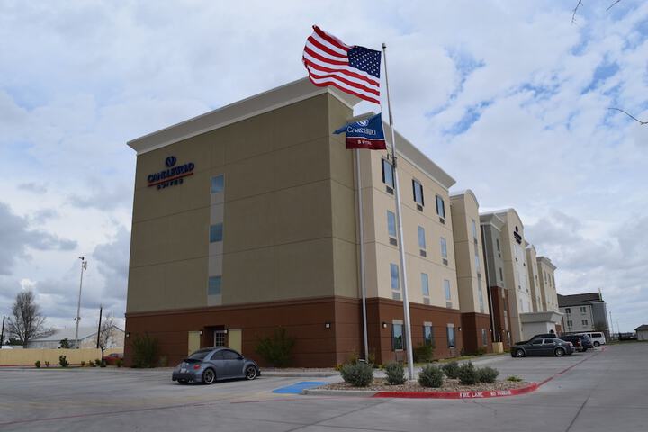 Candlewood Suites Monahans An Ihg Hotel - Monahans Tx 1902 South Stockton 79756