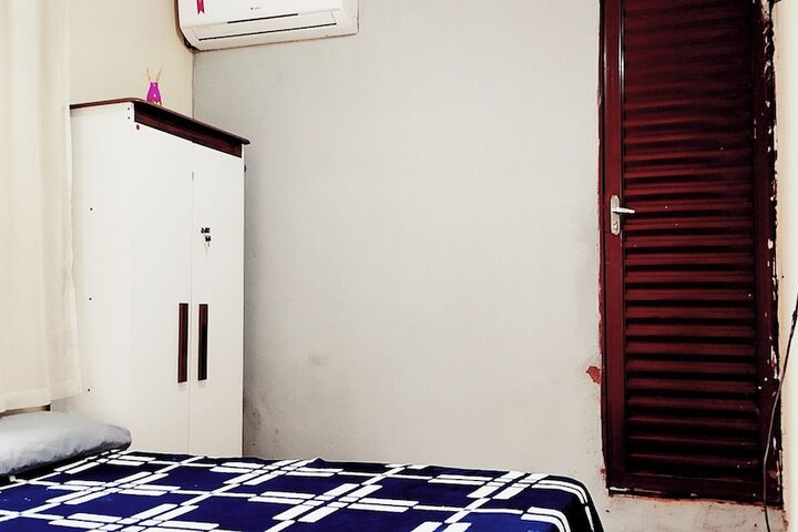 Room 4 of 61