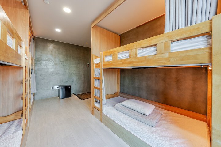 Room 84 of 109