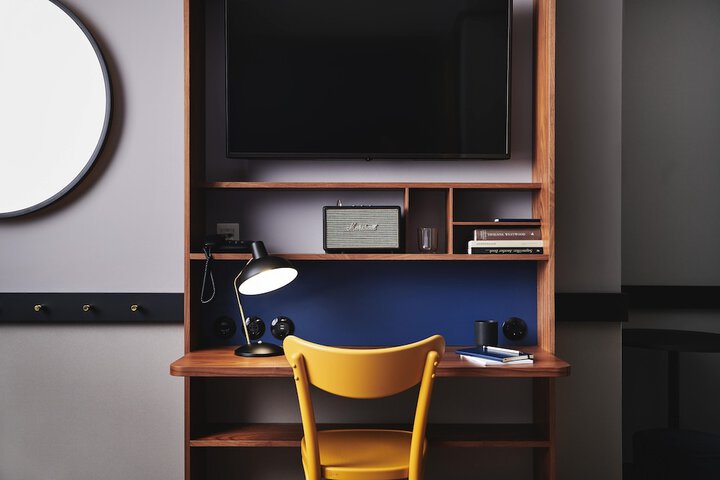 Room 5 of 63