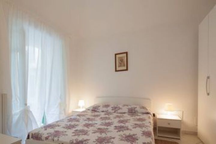 Room 53 of 96