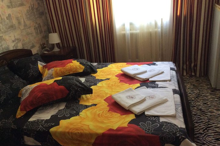 Room 13 of 69