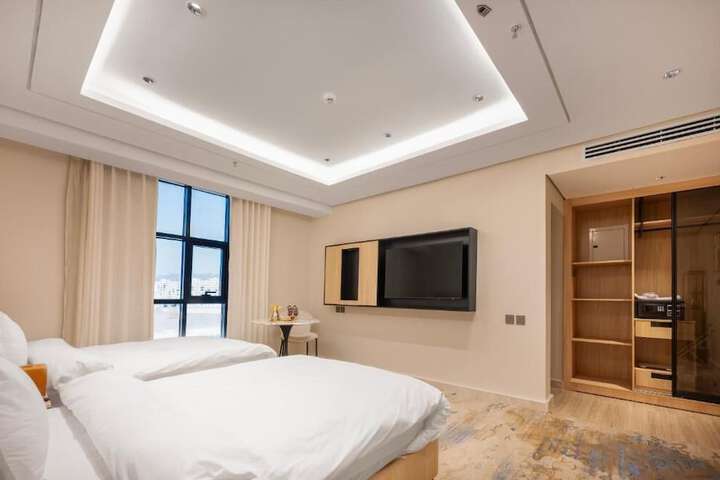 Room 20 of 36