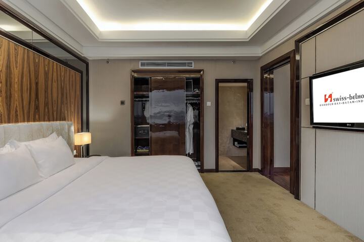 Room 15 of 69