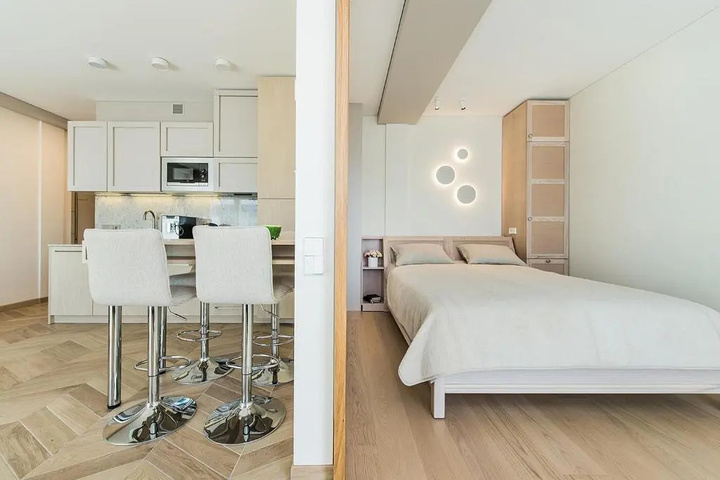 Room 2 of 15