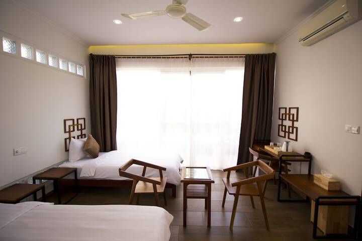 Room 5 of 20