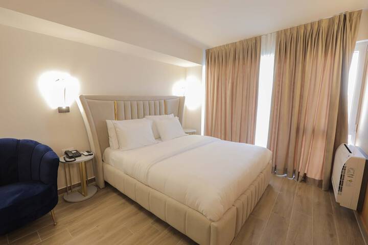 Room 72 of 101