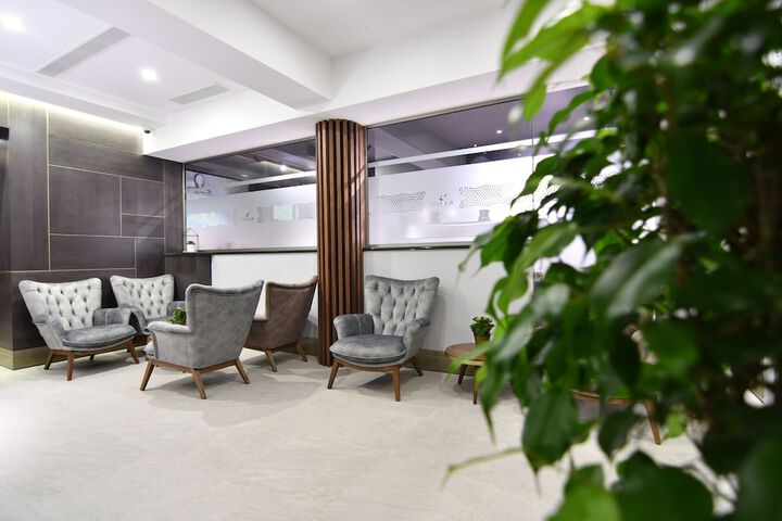 Guest Lobby