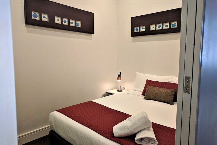 Room 19 of 78