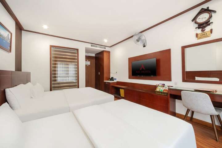Room 4 of 37