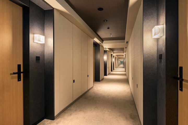 Ballroom/Hall 70 of 78