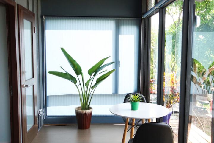 Room 25 of 57