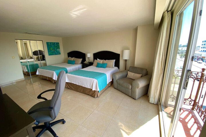 Room 5 of 50