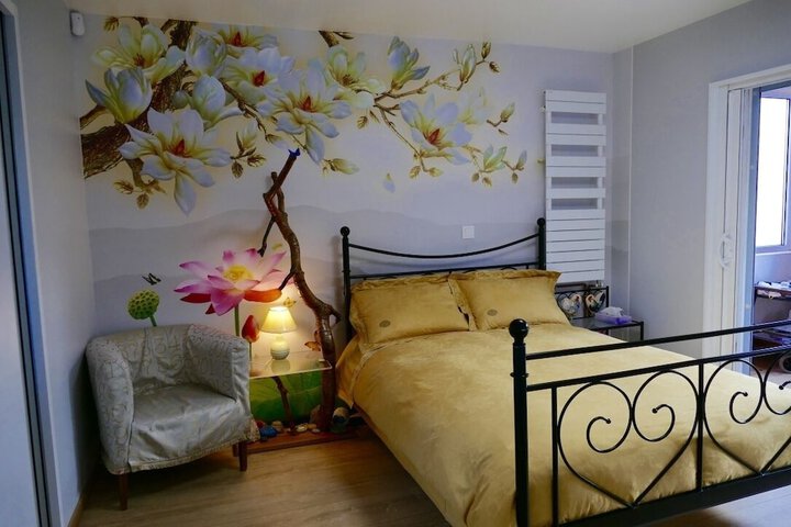 Room 13 of 47