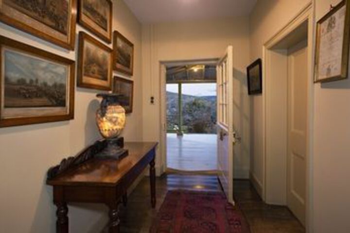 Ballroom/Hall 54 of 74