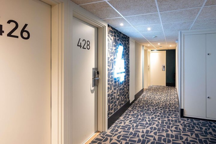 Hotel 62 of 68