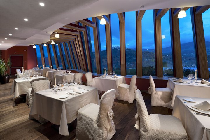 Dining Photos