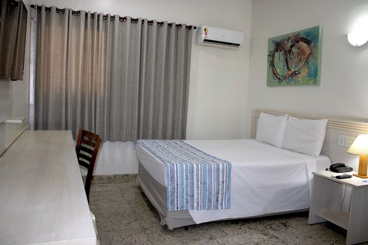 Room 42 of 95