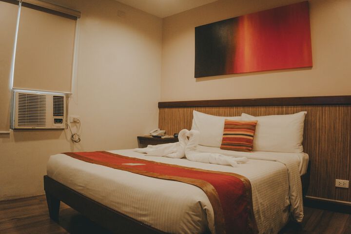 Room 18 of 40