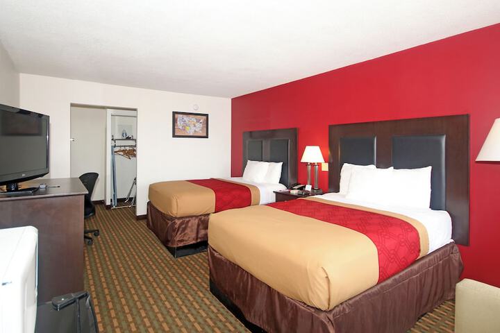 Room 7 of 15