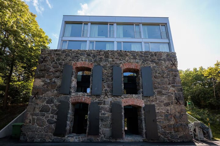 Hotel 158 of 162