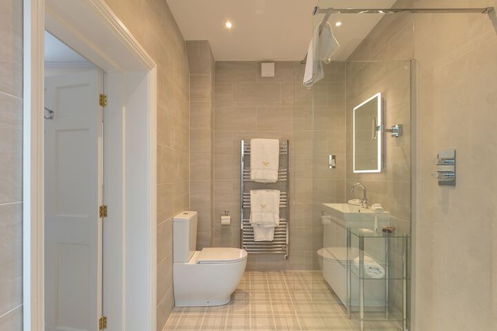 Clean Restrooms