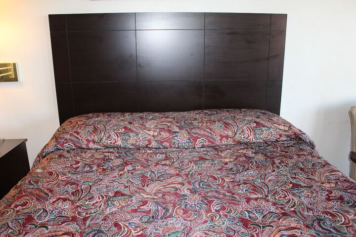 Double Accessible King Size Bed (9 of 24)