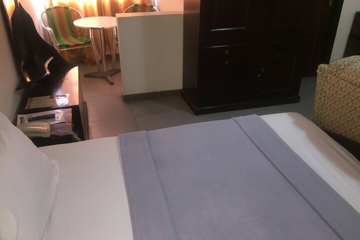 Room 14 of 22