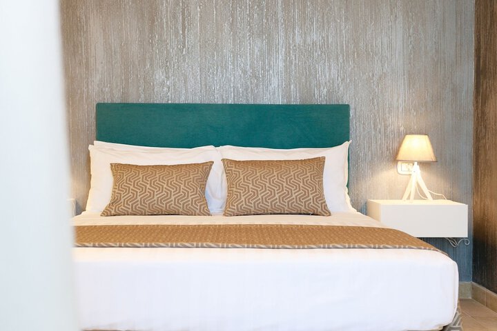 Room 21 of 64