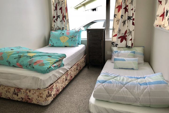 Room 7 of 28