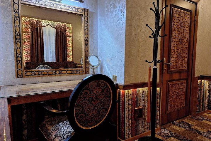 Room 43 of 140