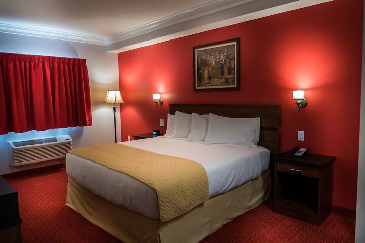 Room 3 of 35