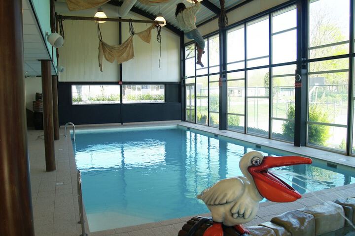 Pool 12 of 37