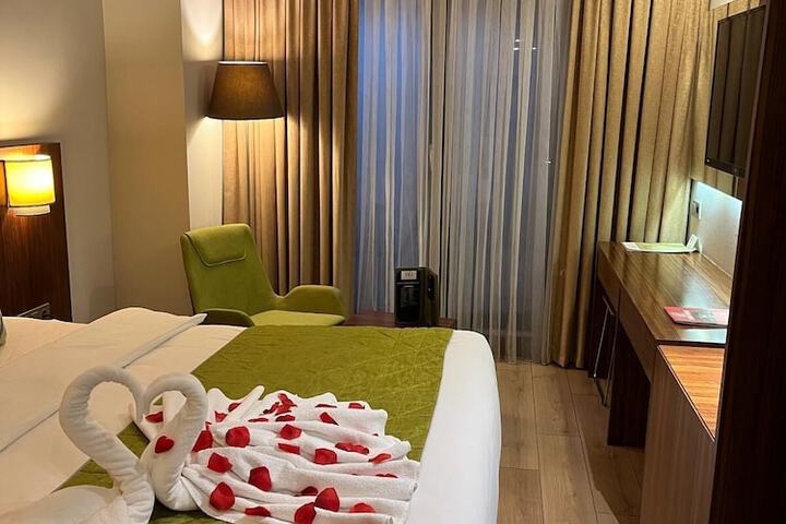 Room 17 of 51