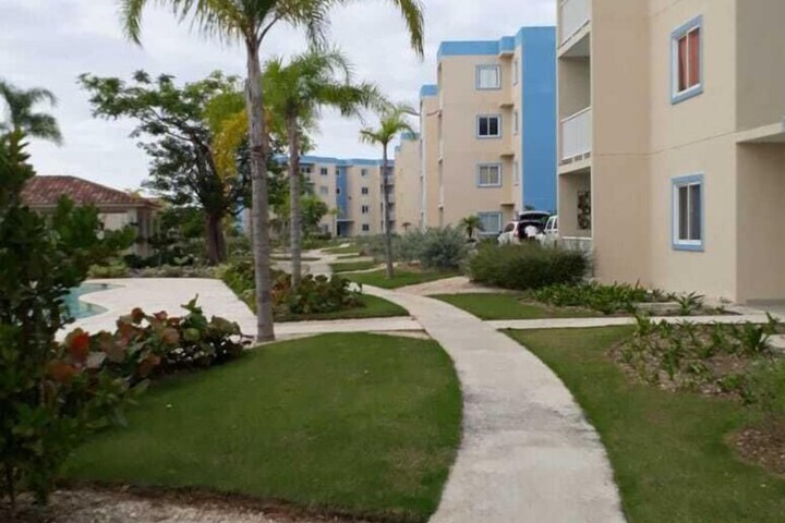 Property Grounds 28 of 36